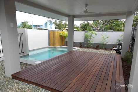 Property photo of 2/9 Hibiscus Lane Holloways Beach QLD 4878