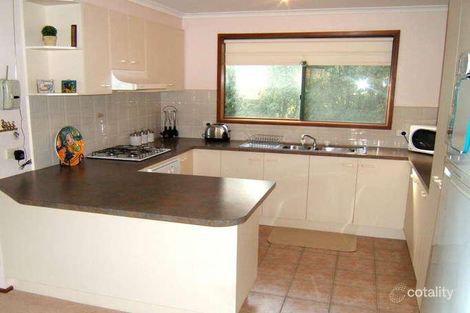 Property photo of 8 Edan Court Pakenham VIC 3810