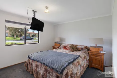 Property photo of 8 Sierra Crescent Orana WA 6330
