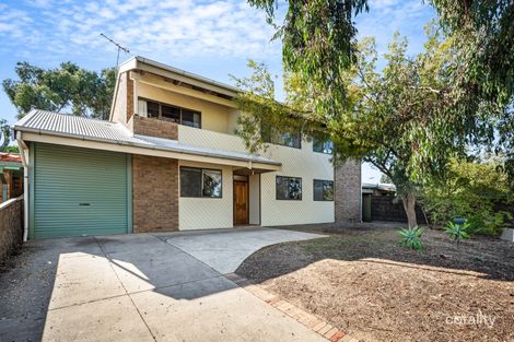 Property photo of 15 Flinders Crescent Hackham SA 5163