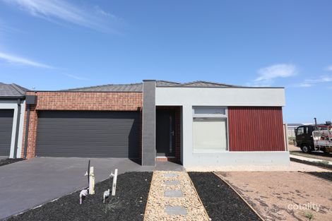 8 Hourigan Way, Werribee, VIC 3030