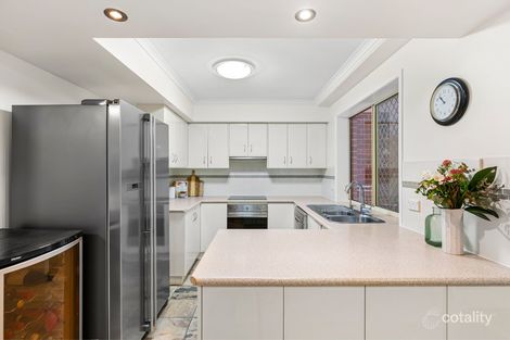 Property photo of 1/9 Jerdanefield Road St Lucia QLD 4067