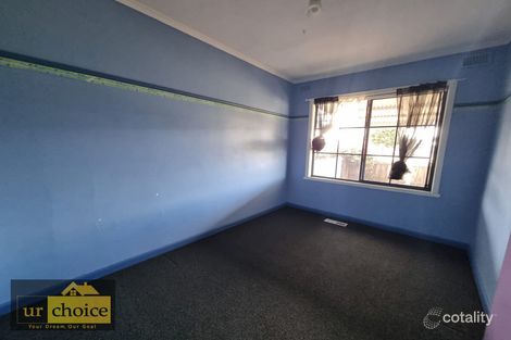Property photo of 19 Marigold Street Wendouree VIC 3355
