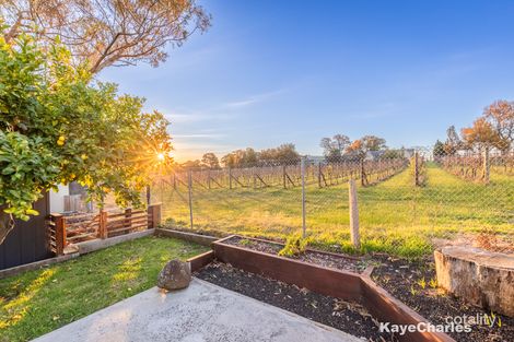 Property photo of 16 Grant Court Beaconsfield Upper VIC 3808