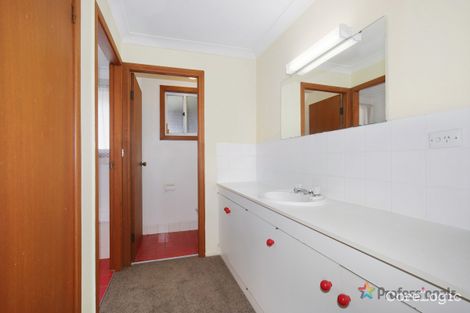 Property photo of 16 Sarah Place Armidale NSW 2350