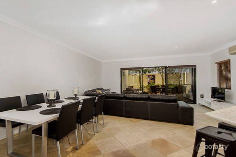 Property photo of 2/25 Hilda Street Mermaid Beach QLD 4218