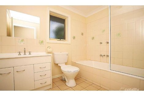 Property photo of 4/10 Miranda Road Reservoir VIC 3073