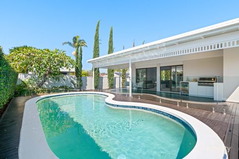 Property photo of 11 Dunbarton Avenue Bundall QLD 4217