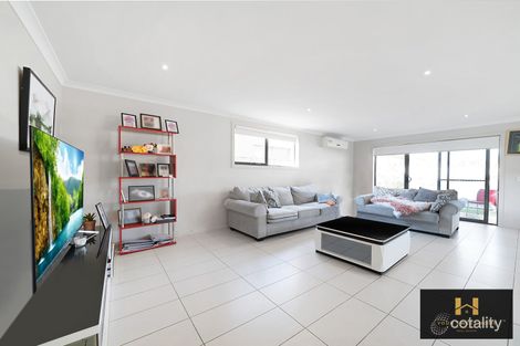 Property photo of 8 Ceratta Crescent Tarneit VIC 3029