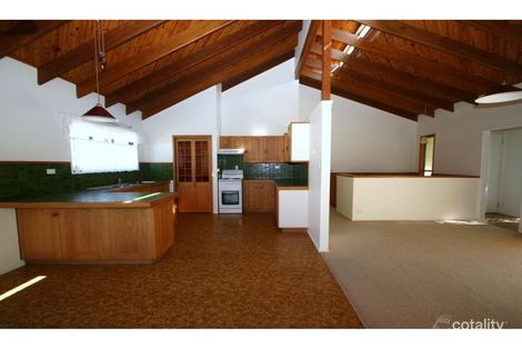 Property photo of 9 Windsor Avenue Moffat Beach QLD 4551