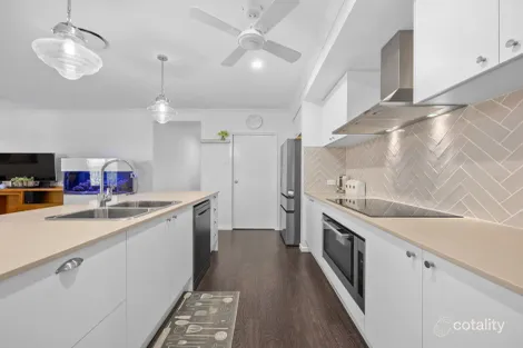 Property photo of 35 William Street Deebing Heights QLD 4306