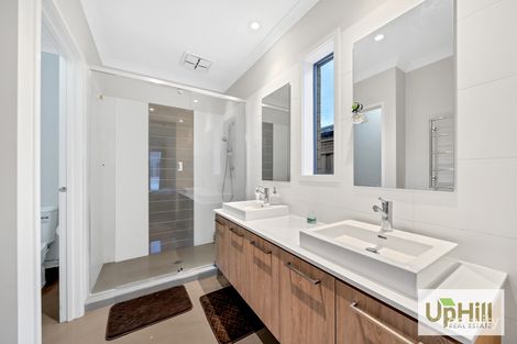 Property photo of 12 Thistle Drive Clyde North VIC 3978