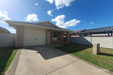 Property photo of 10A Burdekin Place Westdale NSW 2340