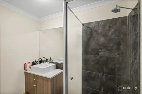 Property photo of 12 Prowse Walk Epping VIC 3076