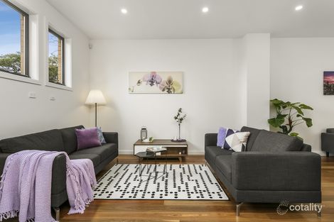 Property photo of 2/731 Elgar Road Doncaster VIC 3108