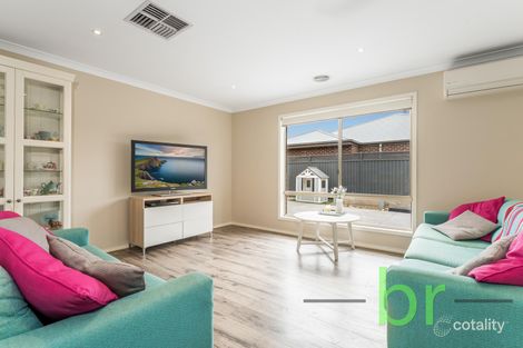 Property photo of 27 Pelican Way Lara VIC 3212