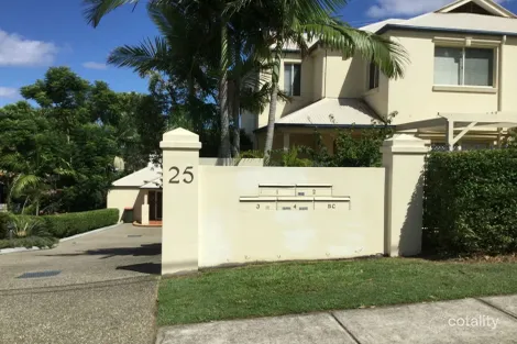 Property photo of 3/25 Clarence Road Indooroopilly QLD 4068