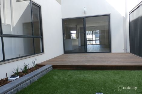 Property photo of 38 Snapshot Drive Coburg North VIC 3058
