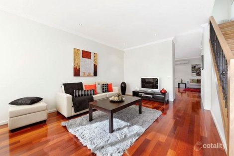 Property photo of 9 Templewood Crescent Avondale Heights VIC 3034