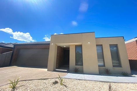 88 Stettler Bvd, Mickleham, VIC 3064