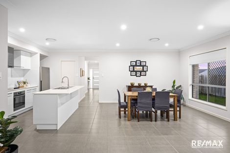 Property photo of 17 Skyblue Circuit Yarrabilba QLD 4207