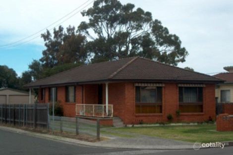 Property photo of 1/1 Brian Avenue Warilla NSW 2528
