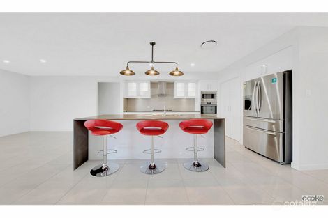 Property photo of 5 Bruce Hiskins Court Norman Gardens QLD 4701