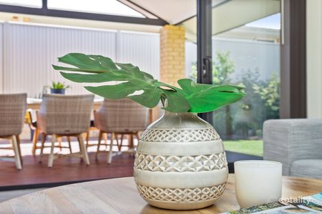Property photo of 4 Swanbourne Avenue Secret Harbour WA 6173