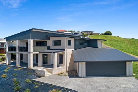 21/21a-B Tranquility Dr, Korora, NSW 2450