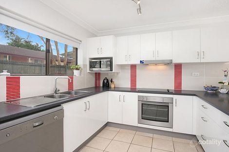 Property photo of 2/26 Deviney Street Morningside QLD 4170