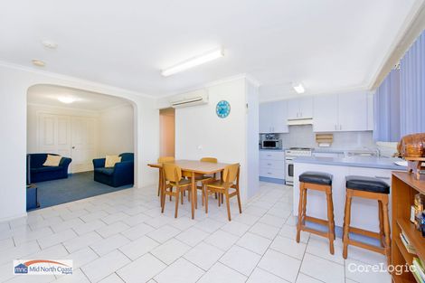 Property photo of 1/6 Bundella Avenue Lake Cathie NSW 2445