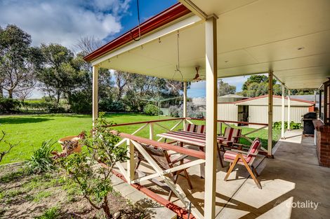 11 Finniss St, Clayton Bay, SA 5256