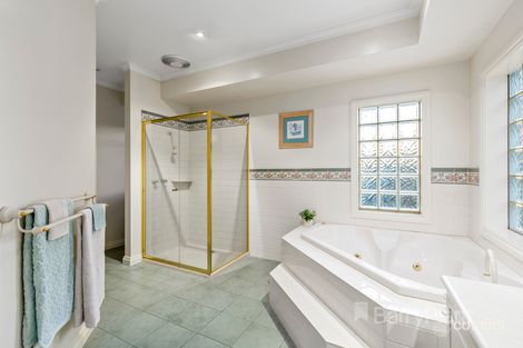 Property photo of 10 Ezio Court Diamond Creek VIC 3089