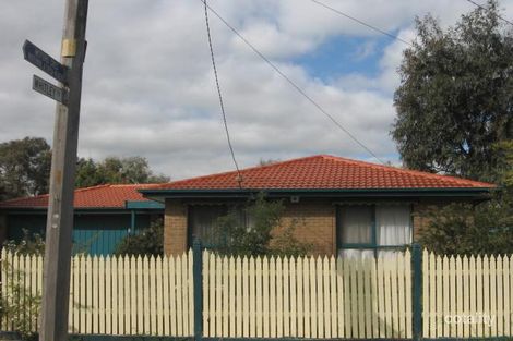 33 Mitford Cres, Craigieburn, VIC 3064