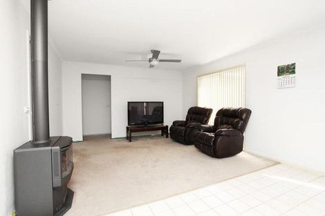 Property photo of 5 Chateau Close Hoppers Crossing VIC 3029