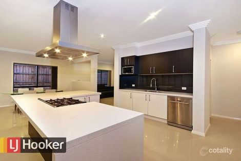 Property photo of 59 Hadley Circuit Beaumont Hills NSW 2155