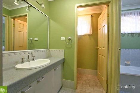 Property photo of 94 Hillside Drive Albion Park NSW 2527