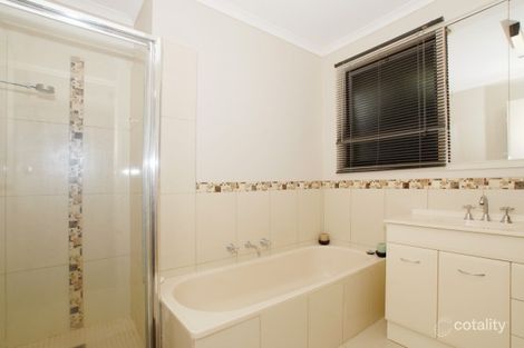 Property photo of 11 Corella Court Carrum Downs VIC 3201