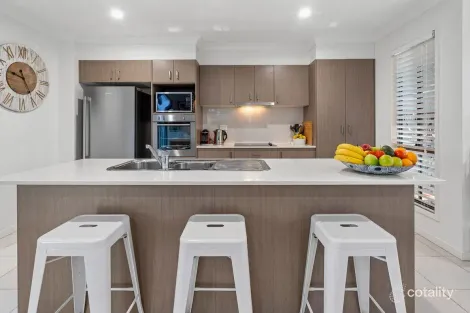 Property photo of 5/45 Christopher Street Pimpama QLD 4209