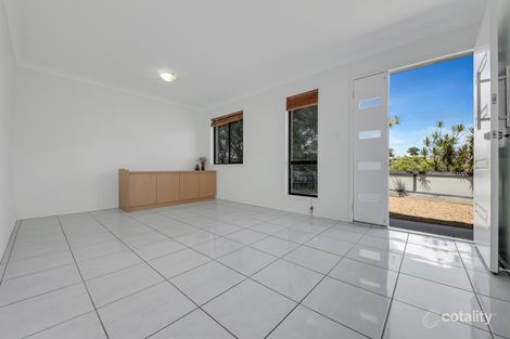 Property photo of 3 Birch Court Kin Kora QLD 4680