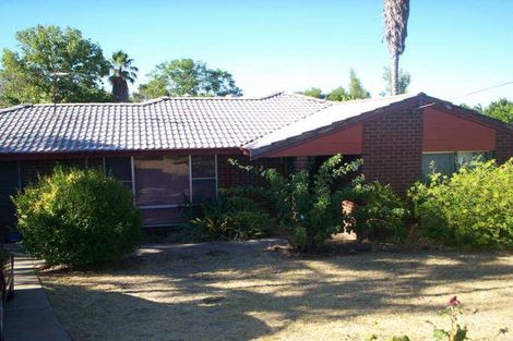21 Okewood Way, Morley, WA 6062