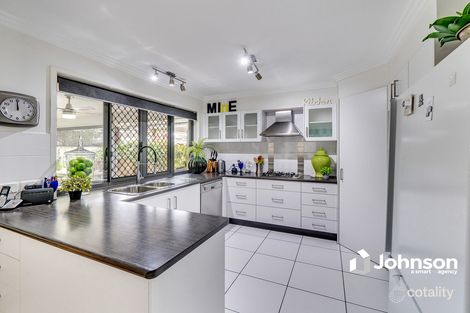 Property photo of 10 Wallaman Close Waterford QLD 4133