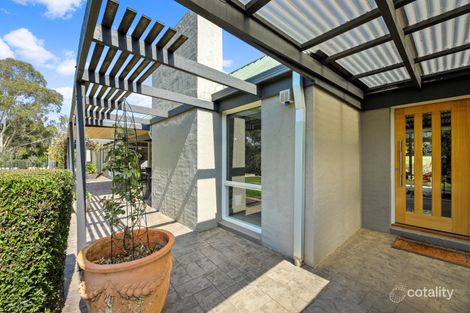 Property photo of 13 Sherwood Court Drouin VIC 3818