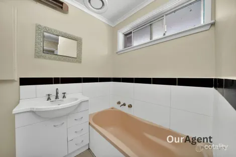 Property photo of 136 Johnstone Street Broadmeadows VIC 3047