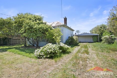 4 Symons St, Wendouree, VIC 3355