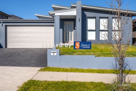 5b Sowerby St, Oran Park, NSW 2570