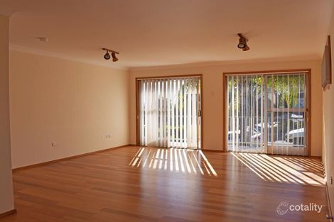 Property photo of 10 Caloola Close Bateau Bay NSW 2261