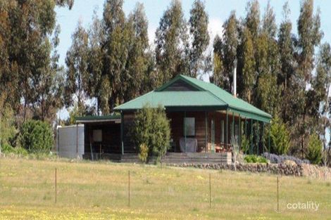 940 Valley Rd, Glenhope, VIC 3444