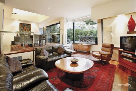 Property photo of 2/29 Young Street Kew VIC 3101