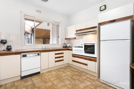 Property photo of 46 Myross Avenue Ascot Vale VIC 3032